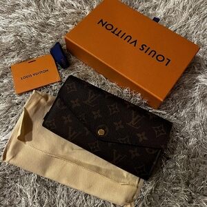 Louis Vuitton Brown Sarah Wallet